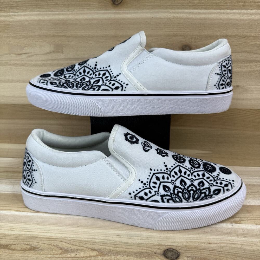 Yes We Vibe Bohemian Slip On Shoes UNISEX Men's 7/Women's 9